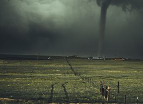 a-tornado-in-wyoming-usa