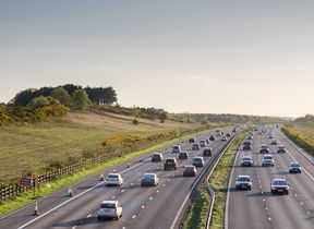 cars-on-motorway