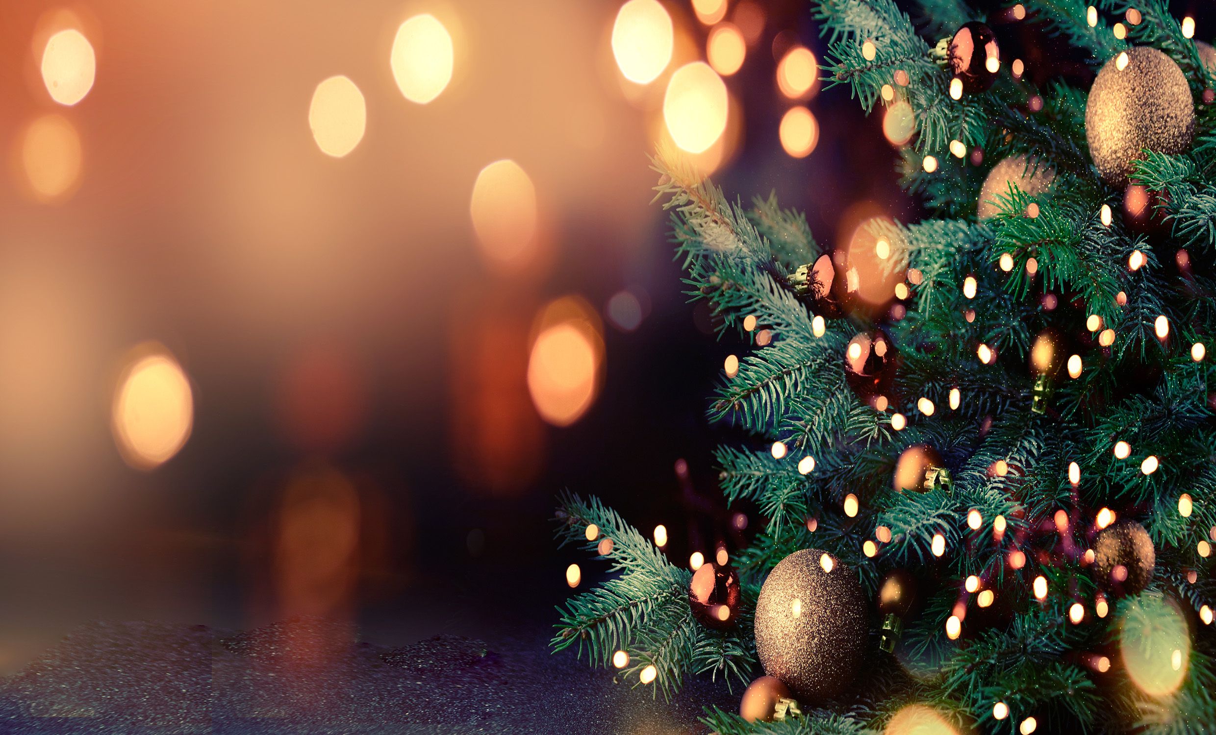 christmas-tree-decoration