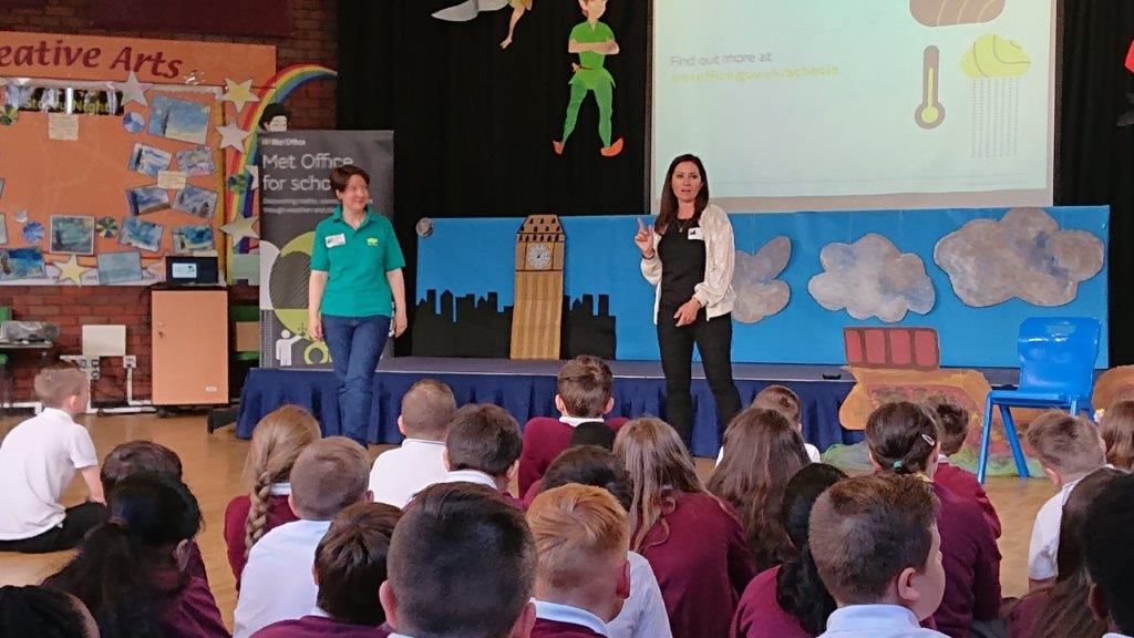 clare-n-and-felicity-at-mo-schools-launch-002
