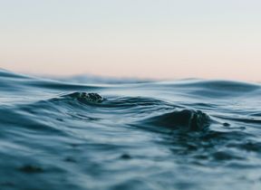 close-up-of-ocean-waves