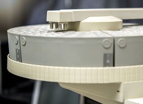 gas-chromatograph-mass-spectrometer-gcms.