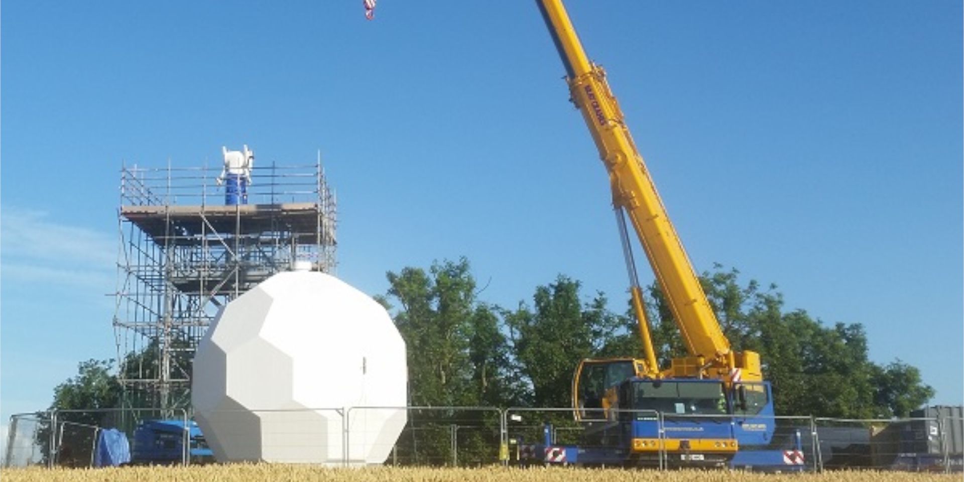 high-moorsley-radar-lift