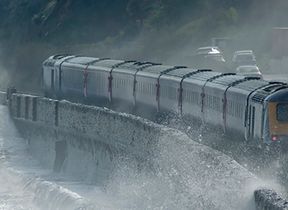 intercity-train-at-dawlish