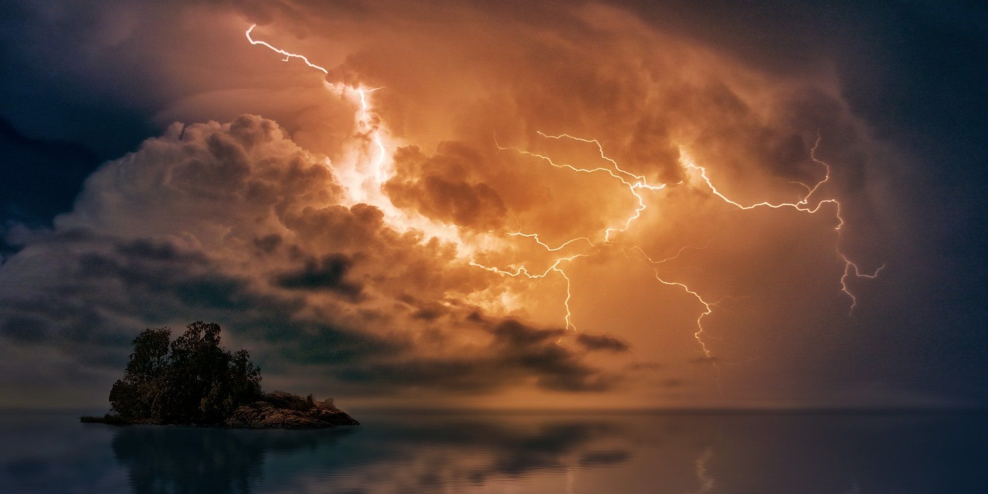 Met Office lightning image