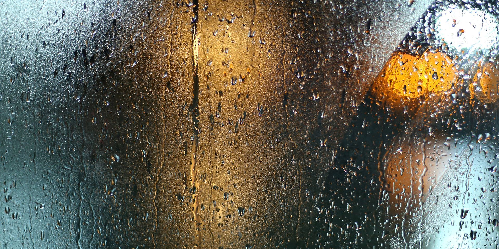 raindrops-misted-on-a-windscreen