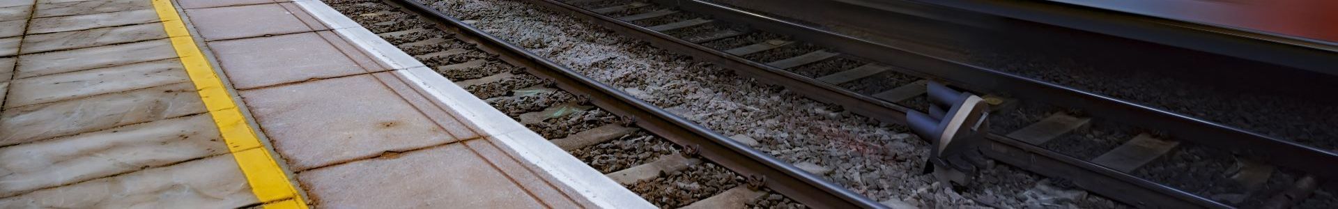 How does the weather impact the railways? - Met Office
