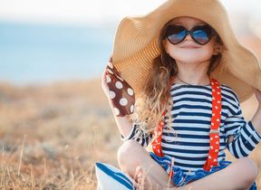 young-girl-in-hat-and-sunglasses