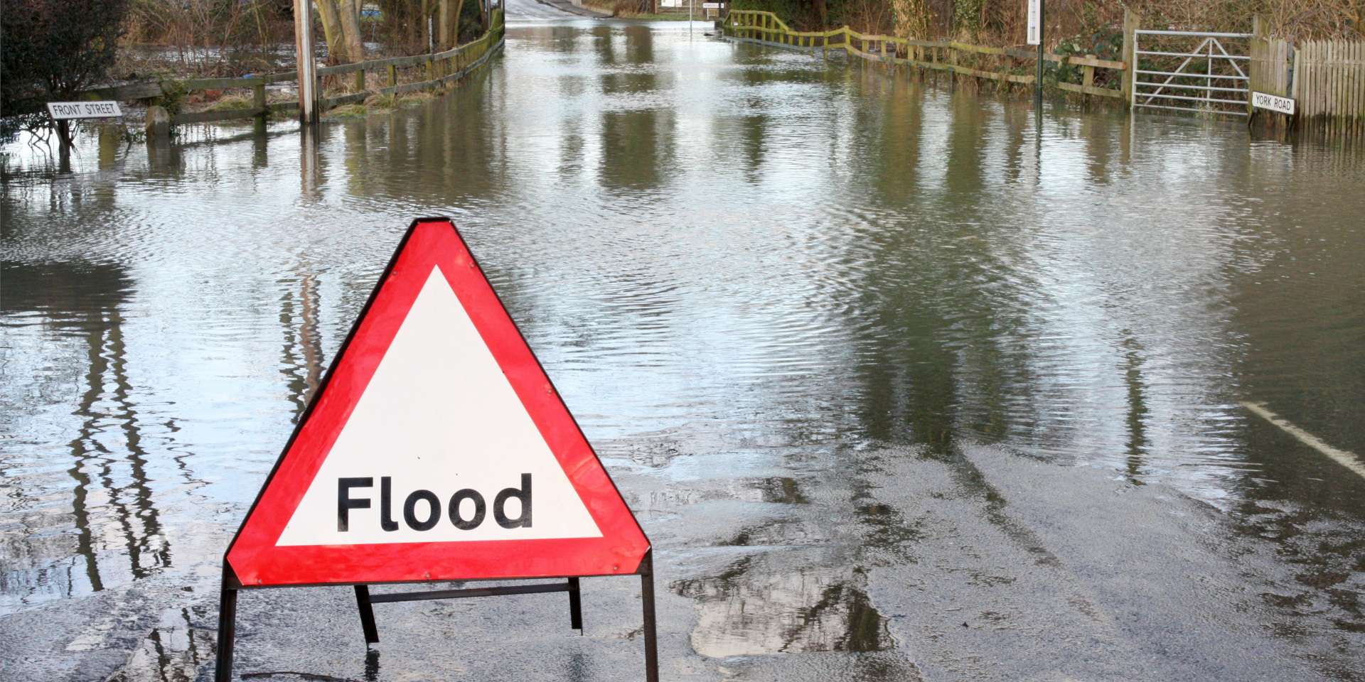 Probabilistic first guess warnings of severe weather Met Office
