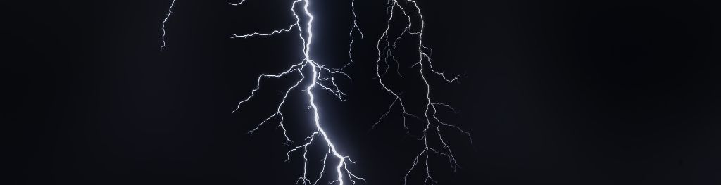 Clap store of thunder