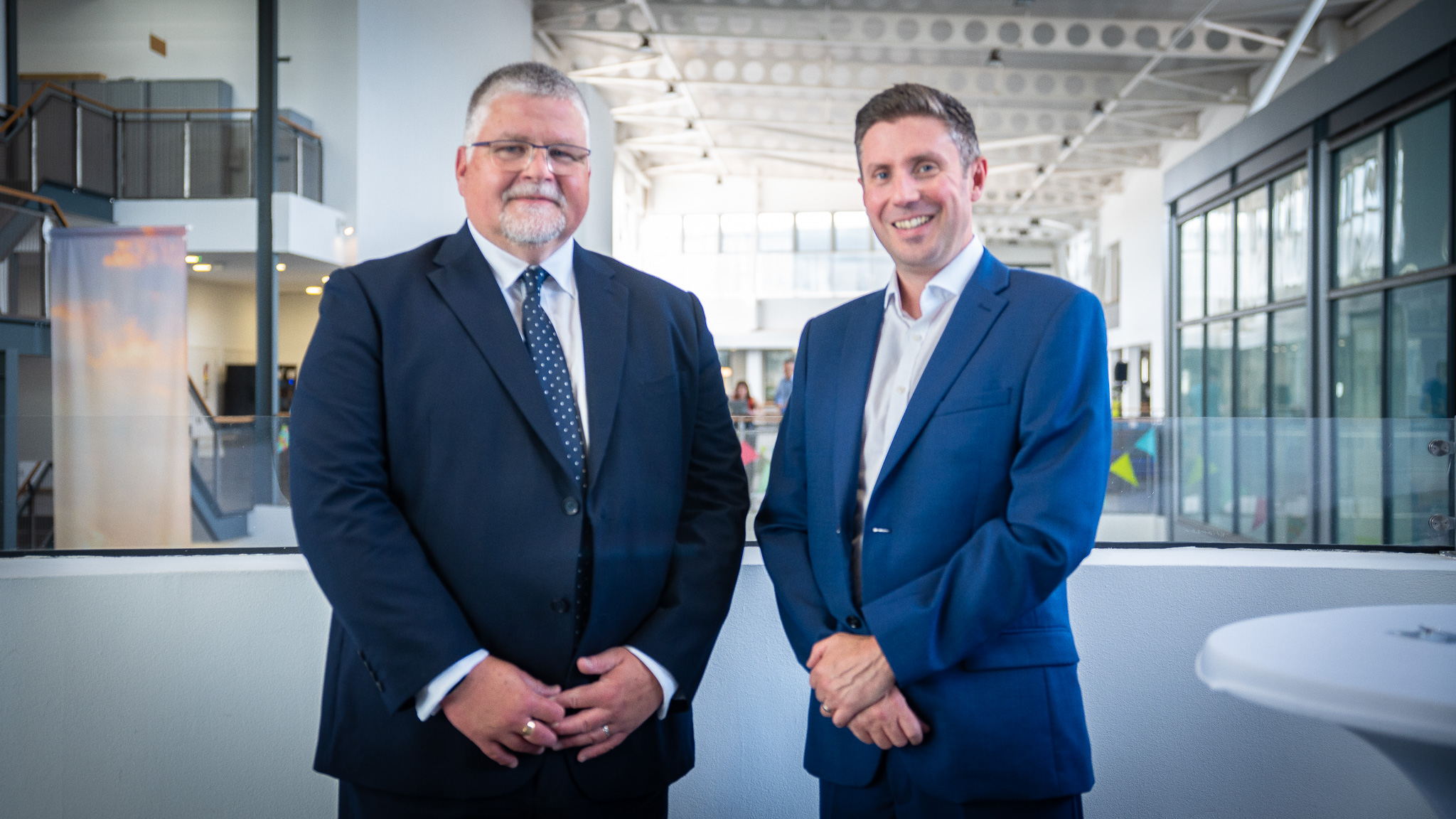 Image of Steve Calder of the Met Office and Russell Shanley of Network Rail.
