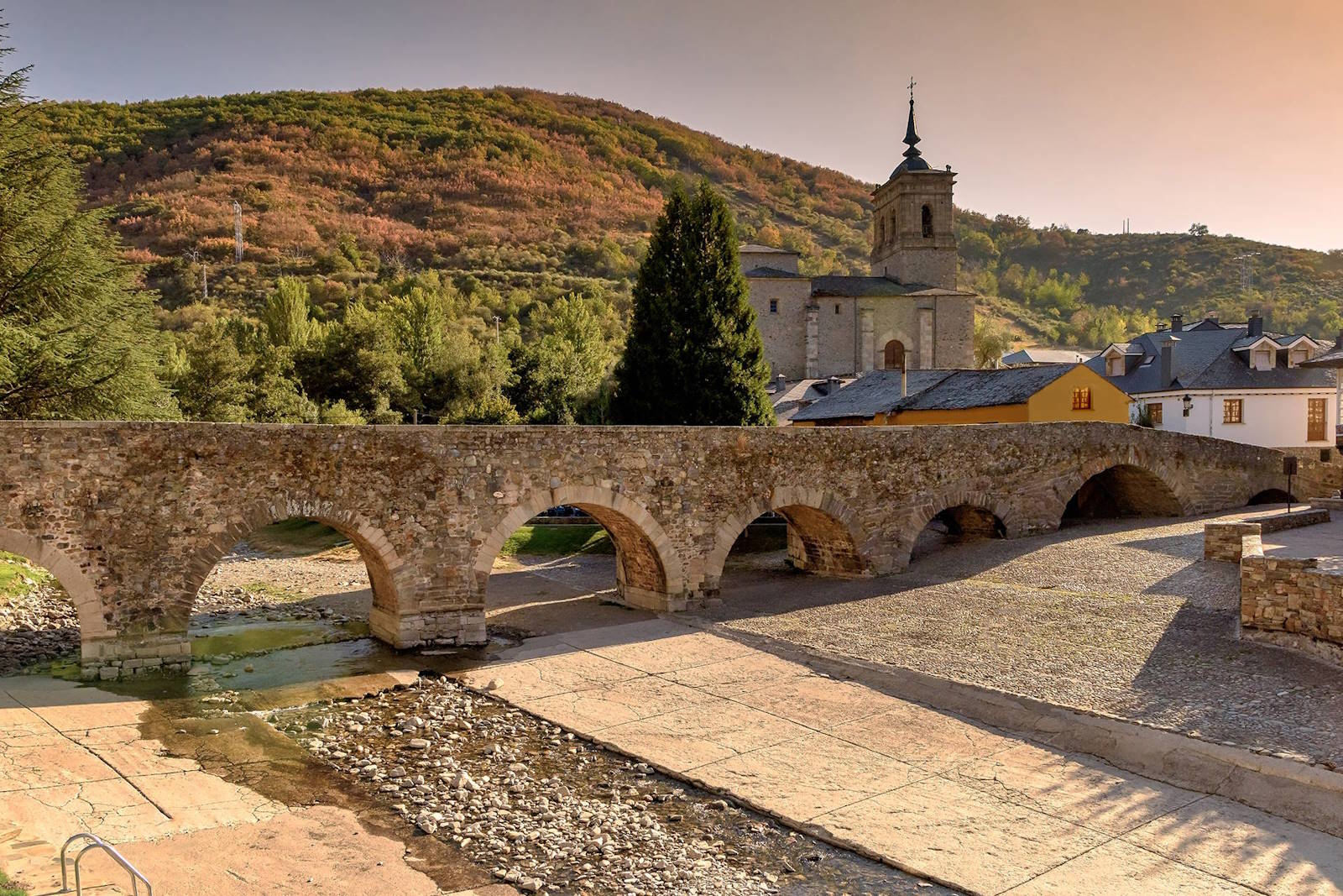 Dry river in northwestern Spain