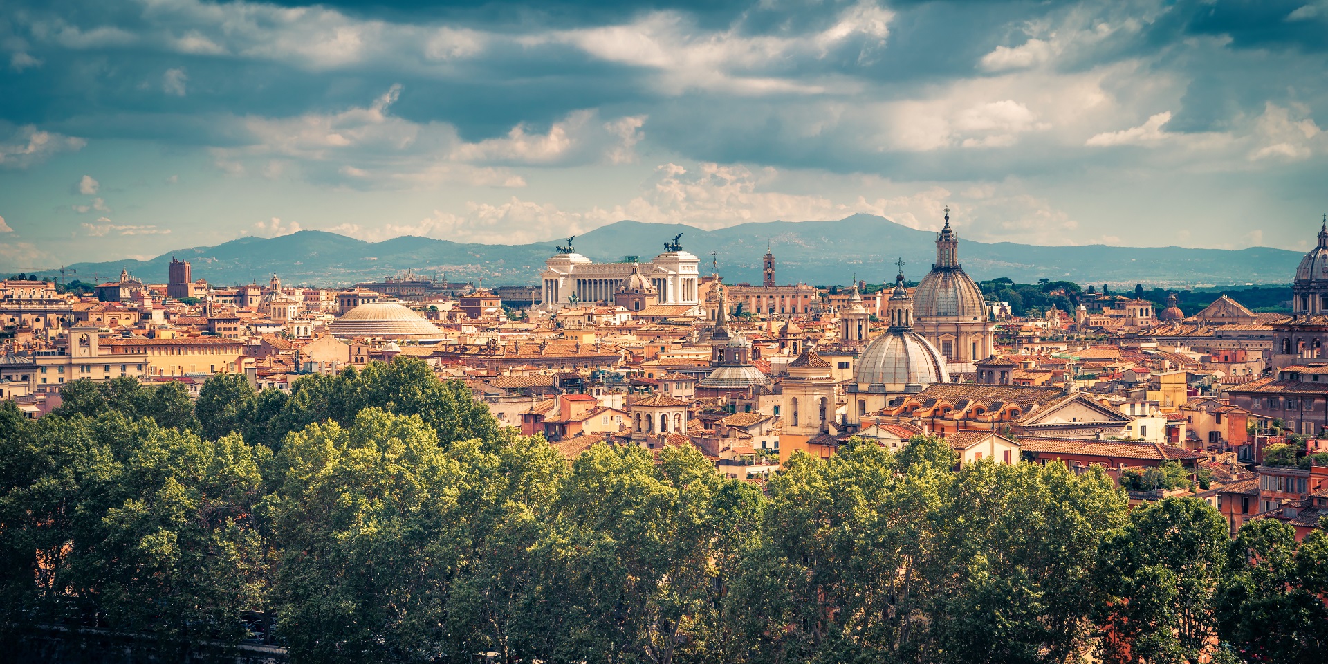 City skyline of Rome, Italy